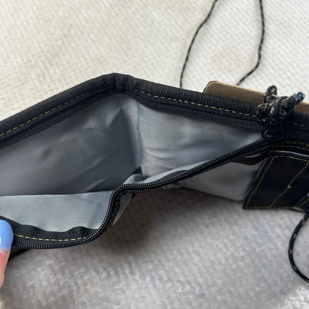 Keen Hybrid Transport Neck Wallet Black Canvas Travel Pouch ID Holder NWT